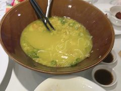 -沪华海鲜大酒楼(南汇店)
