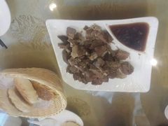 -三义和酒楼(广渠门店)