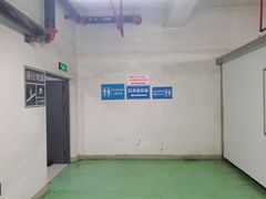 -上海长途客运北站-停车场