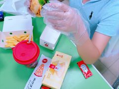 -必胜客(沈辽路万达店)