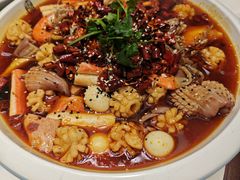 -巴特餐饮6加1音乐餐吧·新疆菜