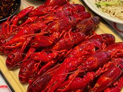 -肥肥虾庄·金牌油焖大虾(汉口城市广场店)
