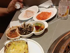 -黑金·寻焰自助百汇·烤肉·火锅(中街店)