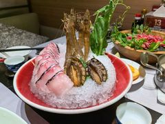 -红鼎豆捞·非遗鲍皇汤火锅(宝丰路店)