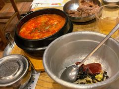 海鲜嫩豆腐汤-姜虎东白丁烤肉(苏州中心店)