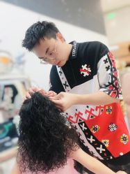 -SoSweet香港专业儿童美发沙龙(IFS国际金融店/春熙路店)