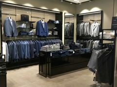 -Hugo Boss(百联奥特莱斯店)