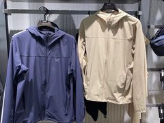 -ARC'TERYX始祖鸟(北京王府中环店)