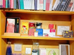 -今日艺术汇书店