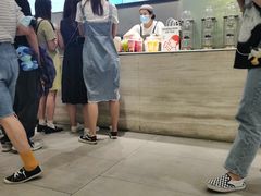 -喜茶(杭州滨江宝龙店)
