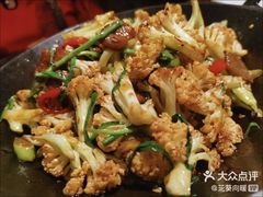 -巴依兄弟西域美食(机场店)