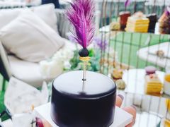 -The ROOF (通盈中心店)