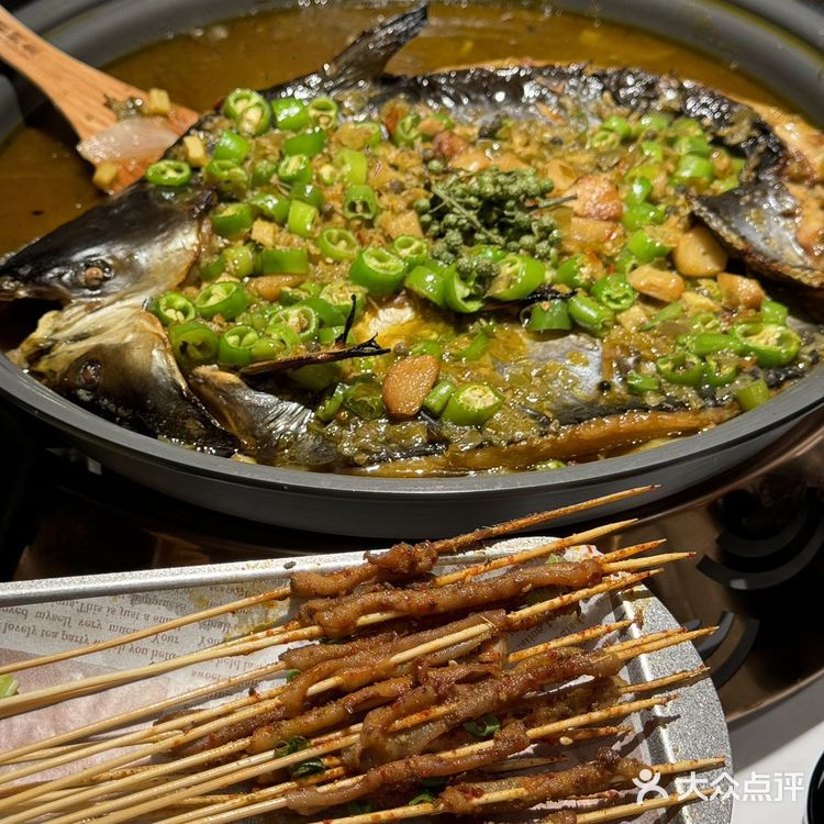 建议烤鱼就吃这家 新店开业 就在矩城国际所以是鱼