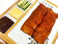 片皮鸭-京粤荟(海王银河科技大厦店)