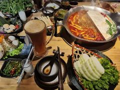 -湊湊火锅·茶憩(杭州湖滨银泰in77店)