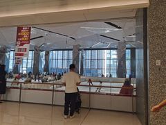 -冰纷万象滑冰场(南山万象天地店)