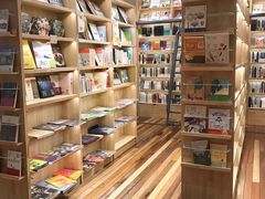 -猫的天空之城概念书店(印象城购物中心店)