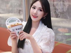-老乡鸡(上海白玉兰广场店)