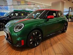 -北京盈之宝宝马&MINI4S店(望京店)