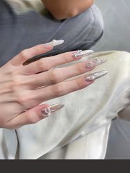 -赢韵美甲美睫瑞士净斑中心