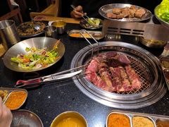 -韩烧牛中牛·甄选黑牛烤肉(黑金店)
