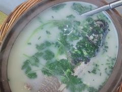 -天乐农家鱼头王(天目湖店)