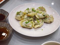 生煎馄饨-小实惠嘉(威海路店)