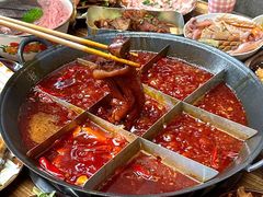 -渝嘴小老弟老火锅(华新村店)