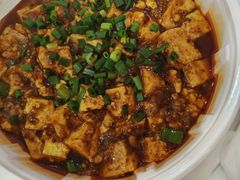 -鑫巴蜀小镇 · 水煮鱼专研店(玉桥店)