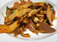 湘辣热卤-费大厨辣椒炒肉(太平老街店)