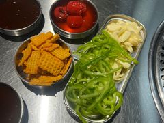 -马路牙子烧烤音乐酒馆(望京店)