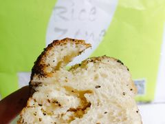 坚果乳酪吐司-RiceZone乐食尊纯米面包坊(望京店)