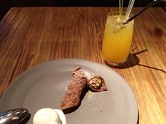 -Carbon莫卡哆·意大利复古集市餐厅(杭州大厦店)