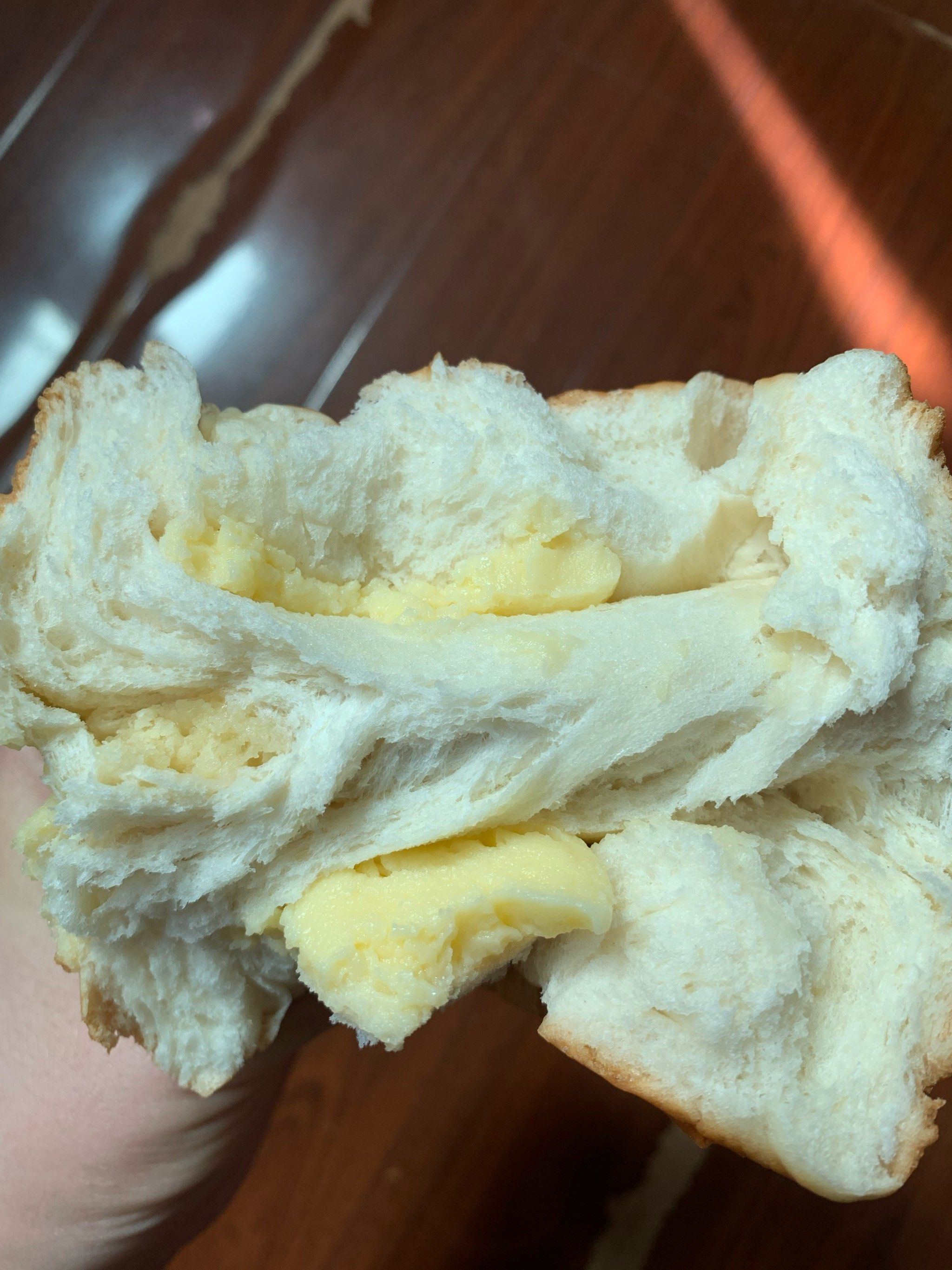 桃李菠菠面包无敌好吃 皮是软的 奶陷夹心