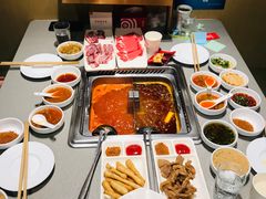 -海底捞火锅(宝龙广场夜宵主题店)