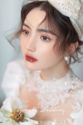 -艾米丽婚纱礼服