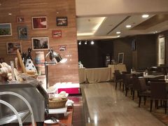 -城市名人酒店喝彩西餐厅(人民南路店)