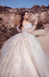 -Renee芮亦婚纱(原丽莎)