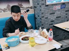 -老边饺子馆(西站店)