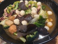 -万记麻辣烫国展总店