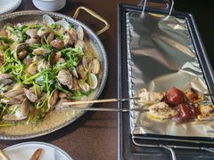 -曼听小寨海鲜烧烤·大连辣炒大王(盖州街店)
