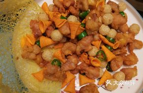 Crispy Pork Collar Dumplings