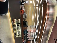 -星巴克臻选(上海虹桥新天地三店)