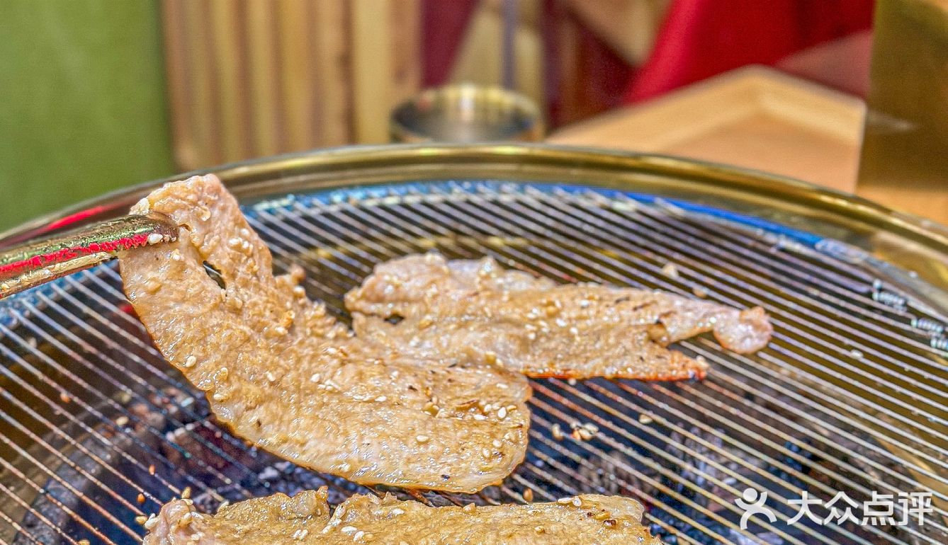 有被这家东北烤肉惊艳到，我愿称他为烤肉天花板！