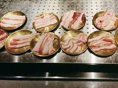 -芝小官毛肚火锅海鲜自助(苏州吴江区万宝店)