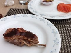 七成熟的羊排-亮马河饭店翠雅咖啡厅