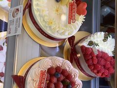 -花花卷卷·鲜食蛋糕(静安久光百货店)