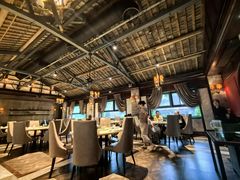 -铜锣湾·有麝自然香(重庆新天地店)