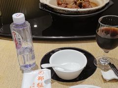 -郑猛记石岐鸽主题餐厅(长江店)