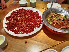 -严记小天府酸菜鱼(西四路店)